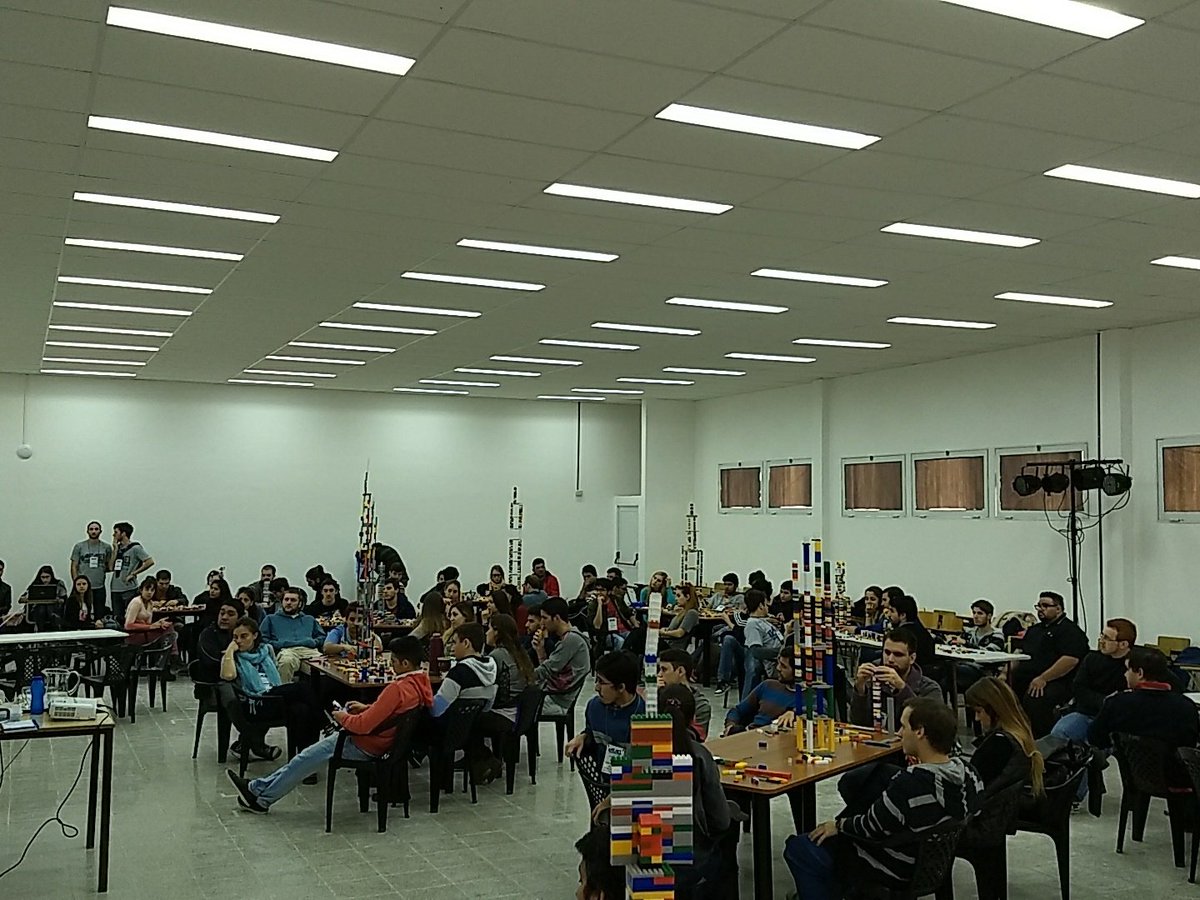 iv_faei's tweet photo. Un éxito #2doDia #IVFaei #Faei #Uner facultad de ingenieria #TejiendoRedes https://t.co/DPwSVe5Vsc