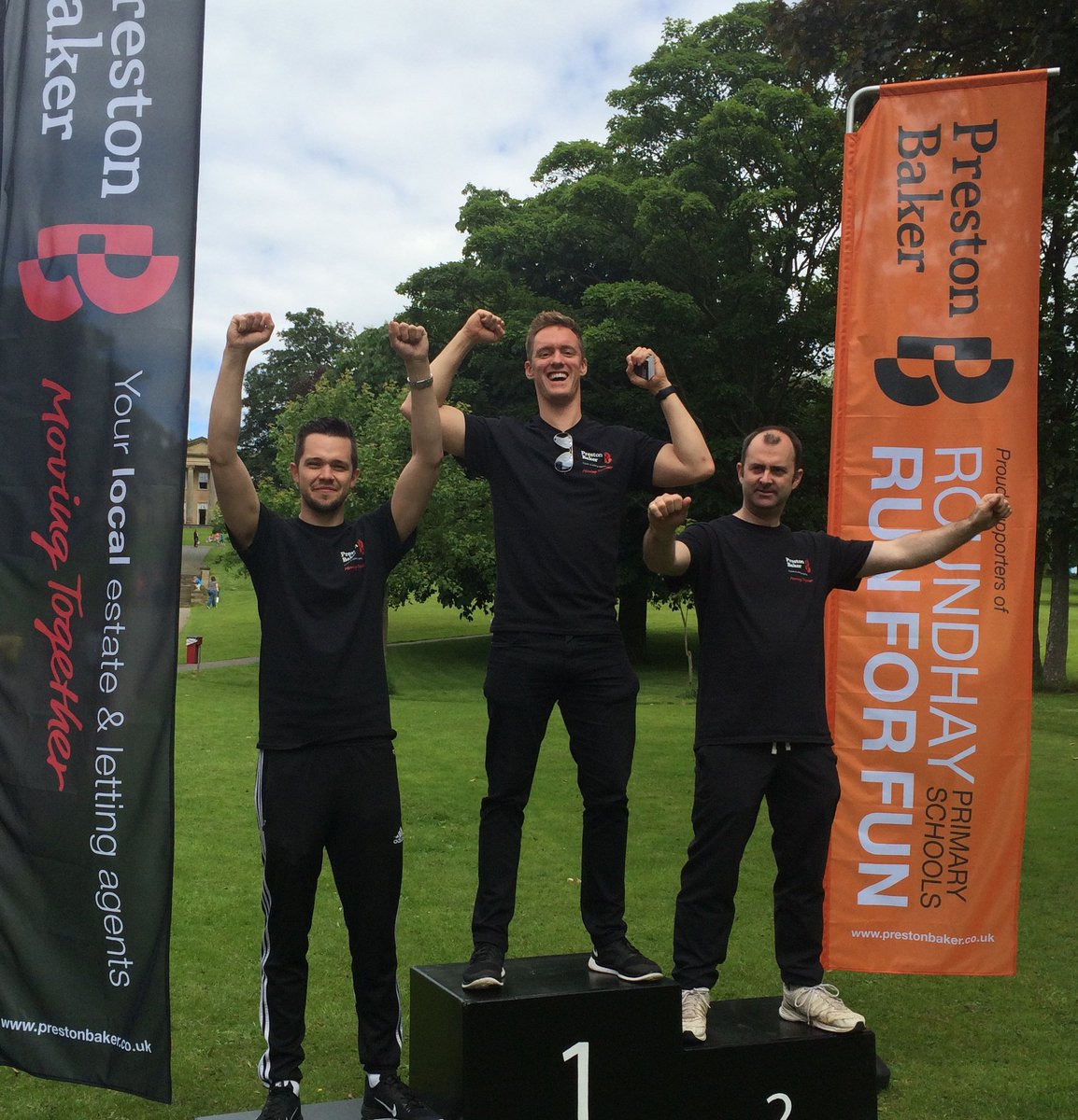 CSDprint's tweet image. Need a hand with your fun run or sports day banners?  We've masses of experience and lots of different options #PVCbanners #CSDPrint