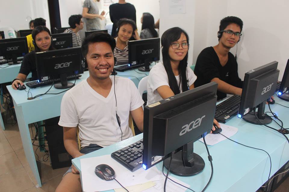 passerellesNume's tweet image. Interactive &amp;amp; unique @Sonic_Pi Coding Class for our 1st year students in the #Philippines. Kudos to all! #MusicCoding #SummerClass