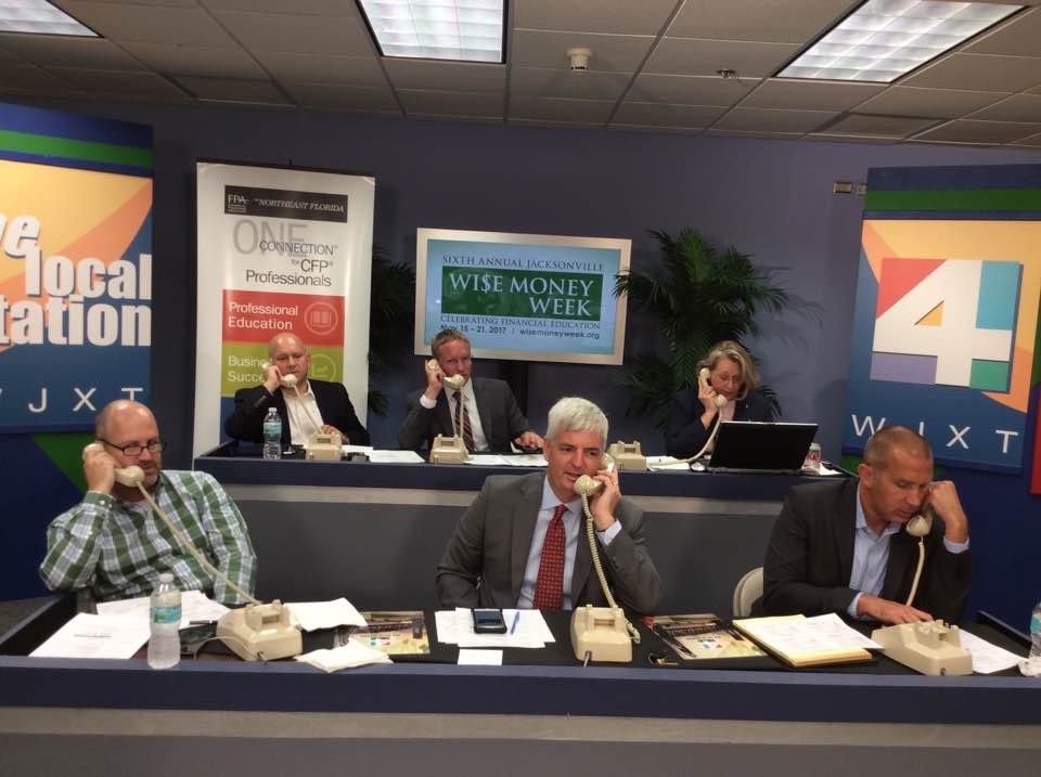 wisemoneyjax's tweet photo. #WiseMoneyWeek: @FPANEFL answered ?'s on @News4Jax. @DeutscheBank &amp; #BankofAmericaMerrillLynch taught @JANorthFlorida lessons #WestviewK8 https://t.co/yOCLSqmcRb