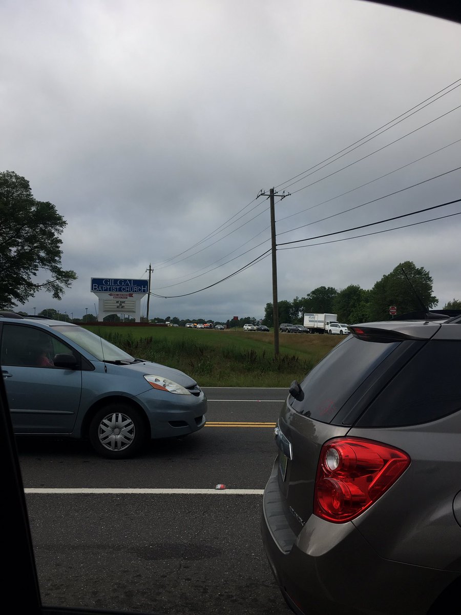 JeremyBolden's tweet photo. Very very serious wreck 69S heading towards Shelton State. TPD has both Southbound lanes closed. A lot of Emergency crew on scene  @spann https://t.co/Ld84pbAhig