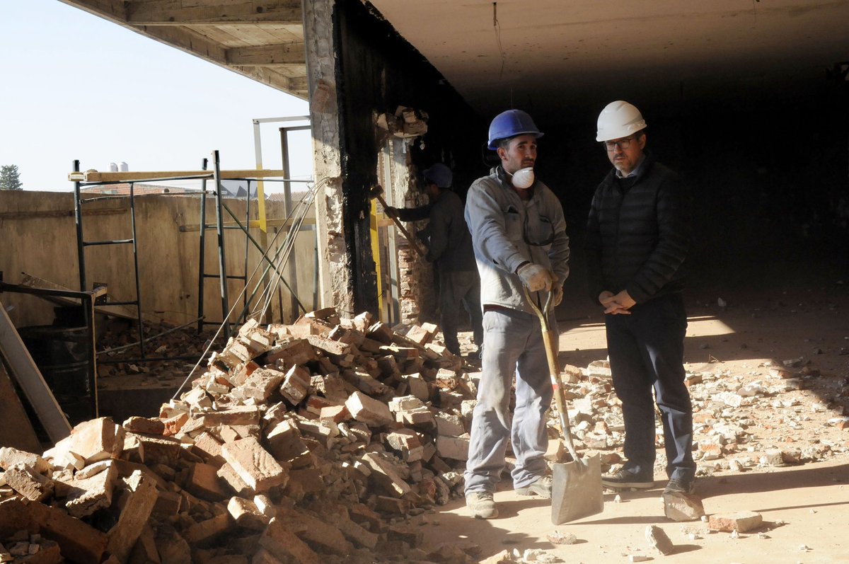 Diego Valenzuela On Twitter Con La Demolicion De Paredes Empezo