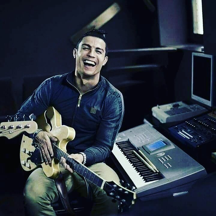 BinG_AMD's tweet photo. لكم متعة الحديث
ولي بالعزف ع أوتاركم بـ: فني
#ريال_مدريد #هلا_مدريد #Hala_Madrid #Real_Madrid #CR7 #Halamadrid #CristianoRonaldo #RealMadrid https://t.co/oaFfRbBdYw