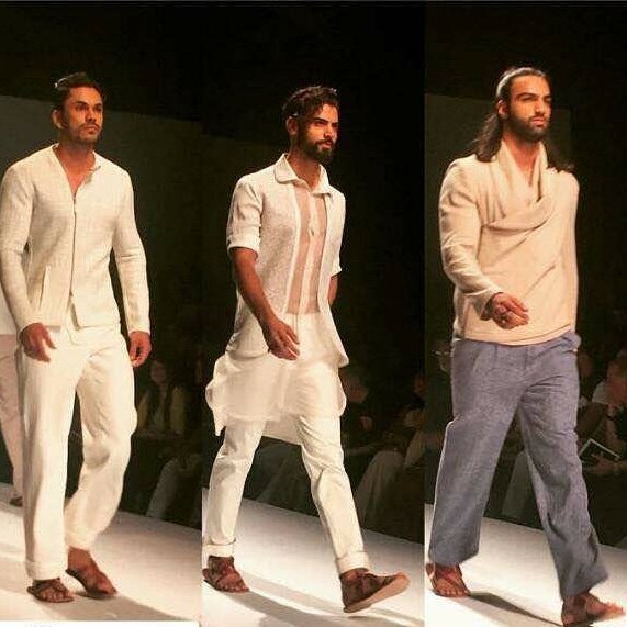 PawanSachdeva1's tweet photo. Cotton - The best thing to wear in summers. #CottonIsCool @TexMinIndia @TheFDCI @smritiirani #SunilSethi https://t.co/V0YBV0o123