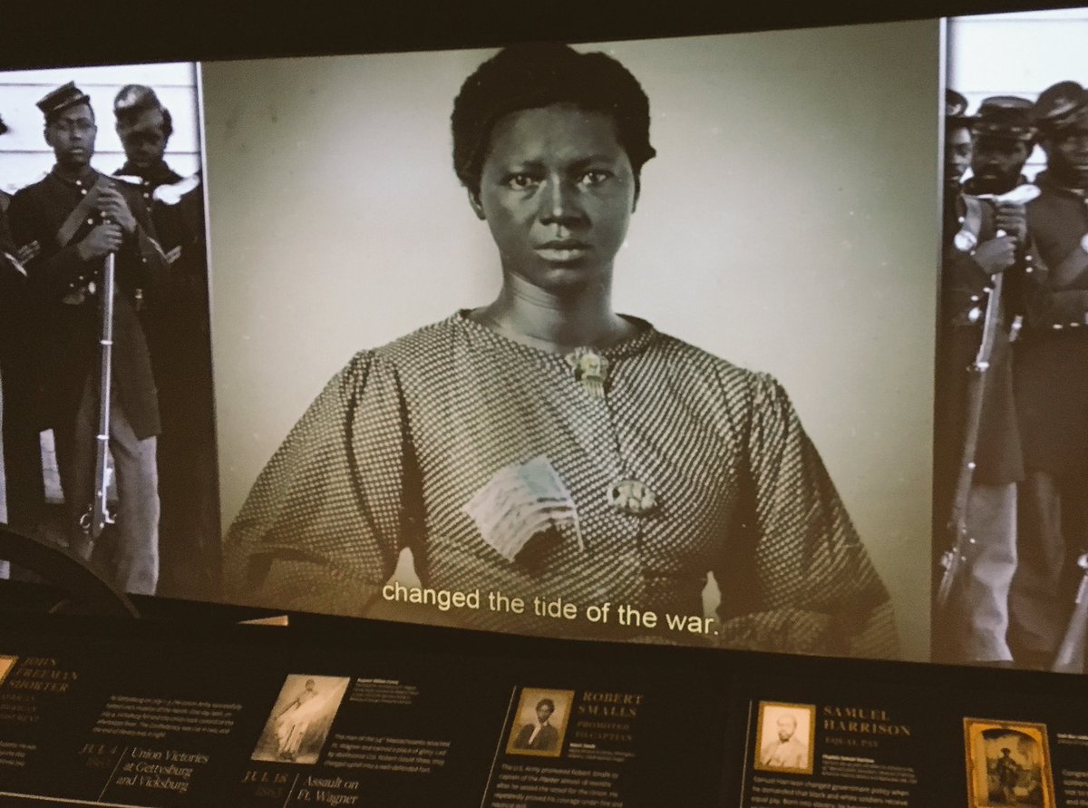 AlyssaColeLit's tweet photo. #InternationalMuseumDay!! I loved everything at @NMAAHC, although obviously the Civil War section was especially ❤❤ for me. #APeoplesJourney https://t.co/c2btvXiUvp