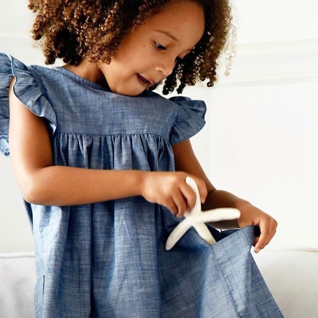 JamesGirone's tweet photo. #ss17 @MaxandDora's London Chambray Denim #girlsdress is ready for #summer17. #girlsclothes #kidsclothes #kidsfashion #maxanddora https://t.co/wMjeOz9kIn