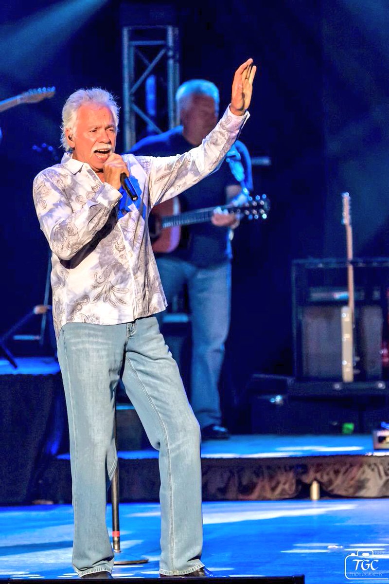 oakridgeboys's tweet photo. Happy Birthday to our banjo playing, tenor singing author.... @joebonsall ... https://t.co/yzxvAzAH2c