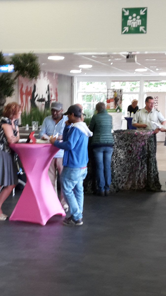 Suzan van der Molen tweet media