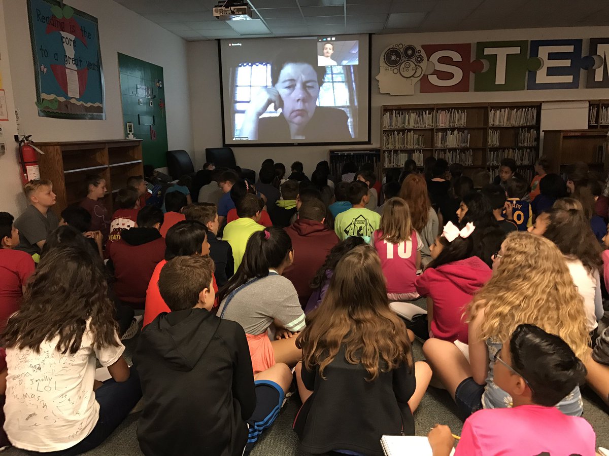CANSTEM_LBrown's tweet image. Asking a mosquito expert @neprisapp to help our Ss design a wearable to repel and protect against west nile. #solvingrealproblems @canSTEM