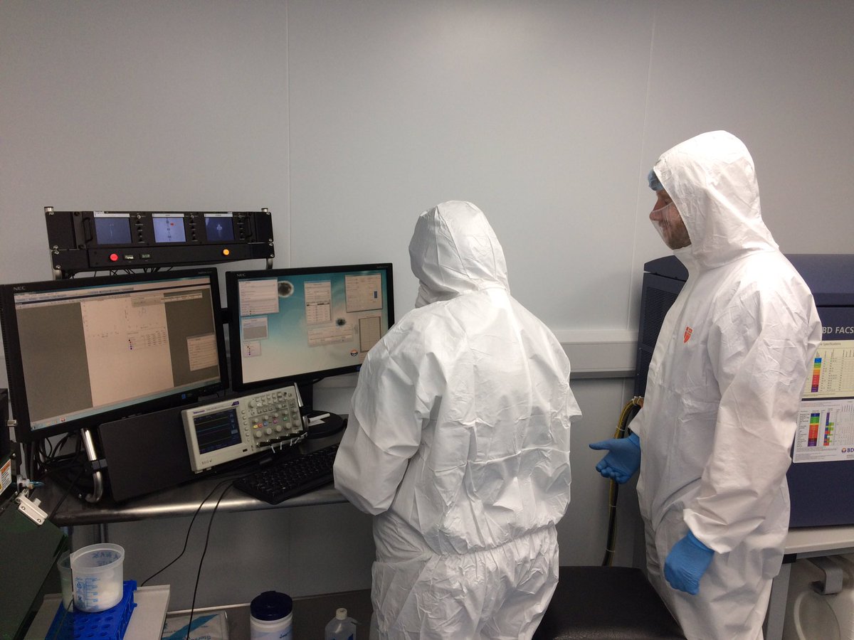 Mike_J_Allen's tweet photo. Single cell sorting underway for @innovateuk @NewtonFund #NABAMA project with #Algaecytes & #PTL π²π½ π¬π§ https://t.co/Y2vpEToMnr