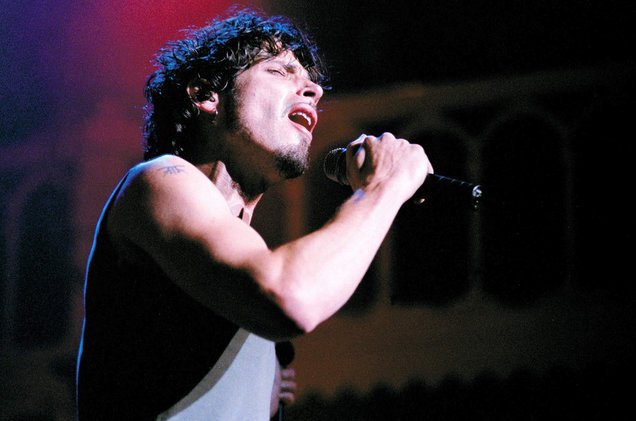 Chris Cornell, singer of Soundgarden and Audioslave, dies at 52 blbrd.cm/Dz3ld7