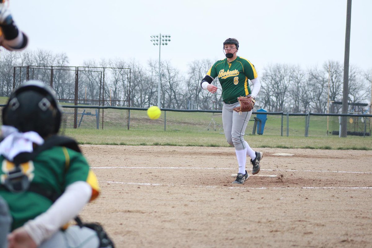 basehorblast's tweet photo. Tonganoxie scored 7 times in the bottom of the 7th inning and defeated BLHS 7-6 Tuesday in the softball playoffs. https://t.co/wmBKRG0EsL. https://t.co/cxg1xFf6gF