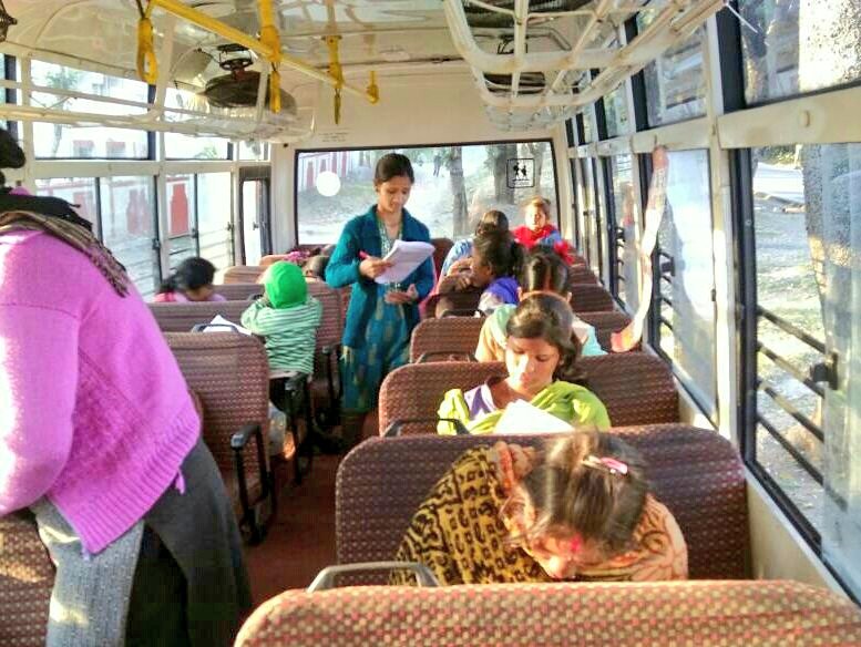 AasraaTrust's tweet photo. Reduce #subtanceabuse, #genderbias with #adultliteracy; just started on our #MobileLearningCenter, donated by #ONGC https://t.co/FZDBQISr1X https://t.co/I2za9HaLcd