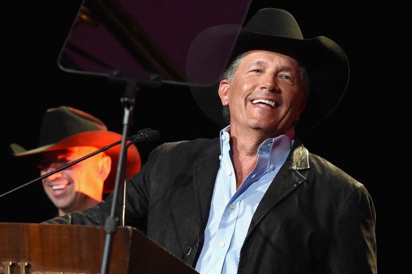 Happy Birthday George Strait! From Miranda Lambert, Darius Rucker + More  