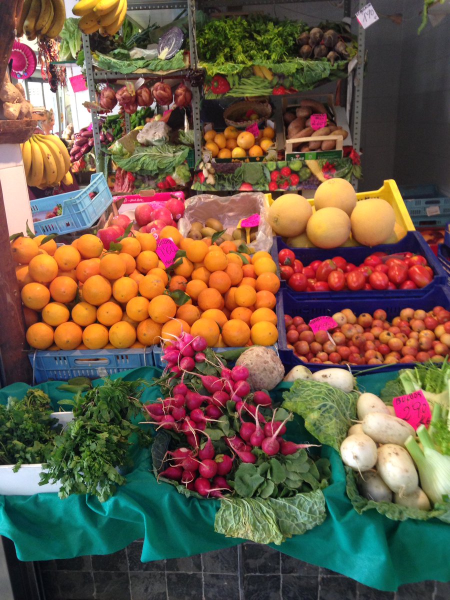 TastyMditrraneo's tweet photo. Love the freshness of fruits &amp; #veggies in the #Spanish markets😋 #Mallorca https://t.co/HWB9EQcVy9