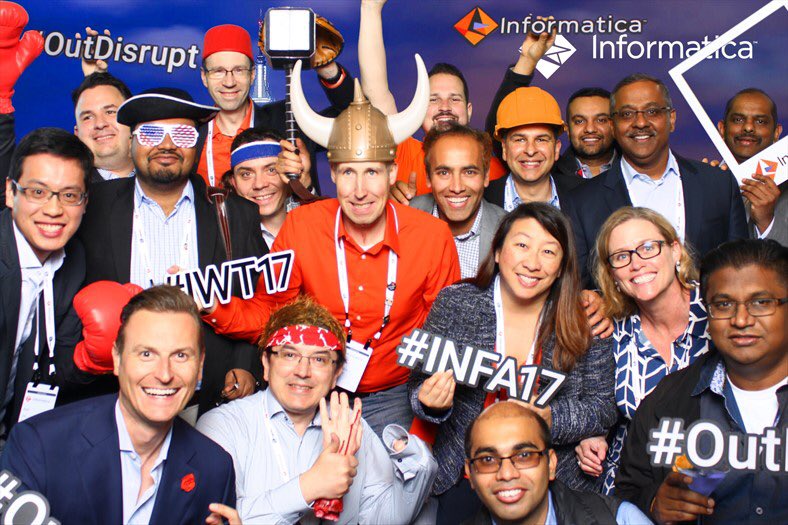 monica1mullen's tweet photo. Love this team! #mdm #INFA17 #OneInfa https://t.co/UZX2tLnf8t