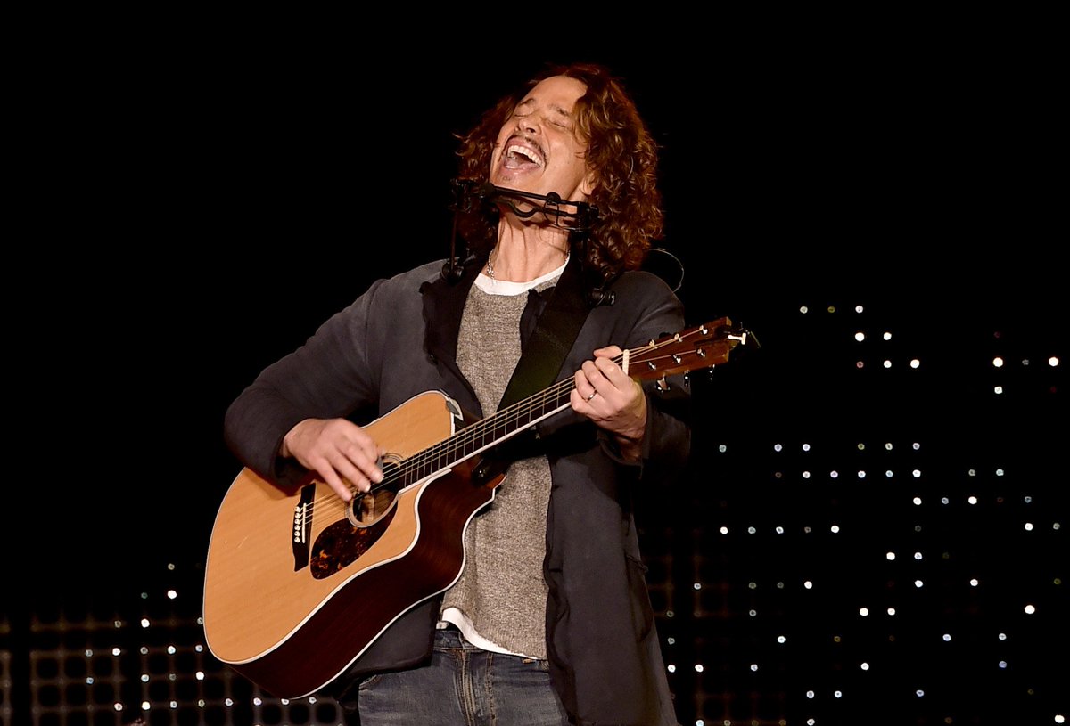 fox13seattle's tweet photo. Chris Cornell ended the last performance of his life with a cover of Led Zeppelin's "In My Time of Dying."  https://t.co/U8EZk2ScJZ https://t.co/Ww1ZAyW2xJ