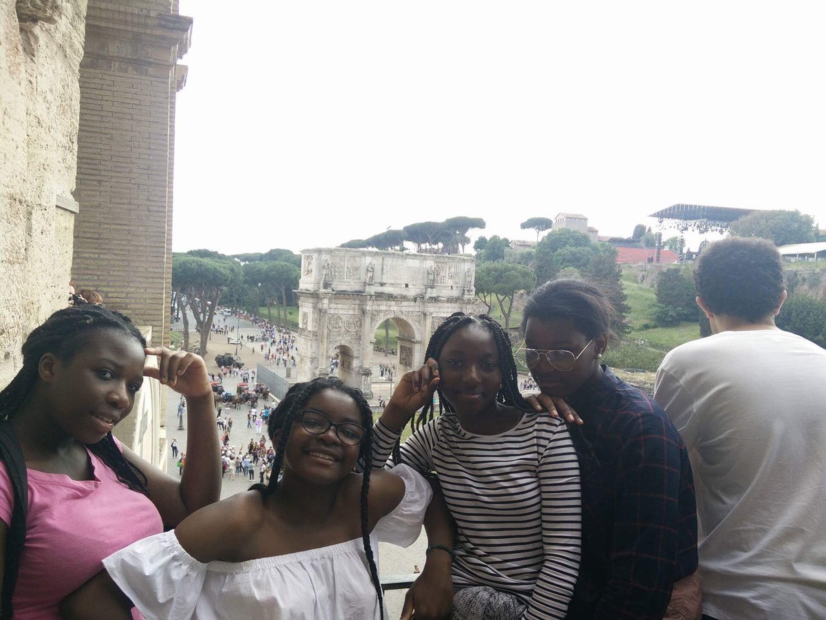romalurcat93's tweet photo. Balade à Rome https://t.co/xb6ER7op7a
