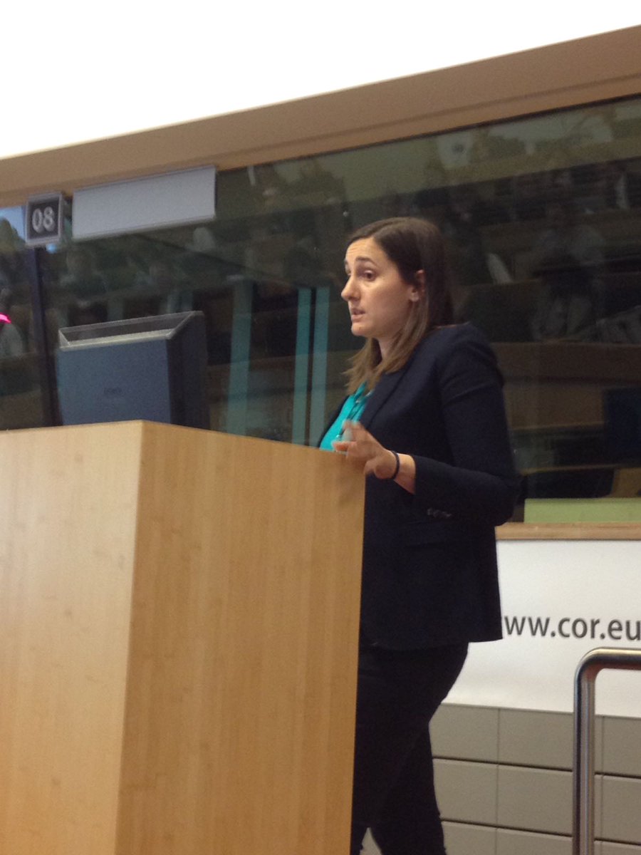 UHCE_Europe's tweet photo. @elisavalia presetnig Valencia pilot's results at the final conference of the @UHCE_Europe project https://t.co/FbSDENuzKT