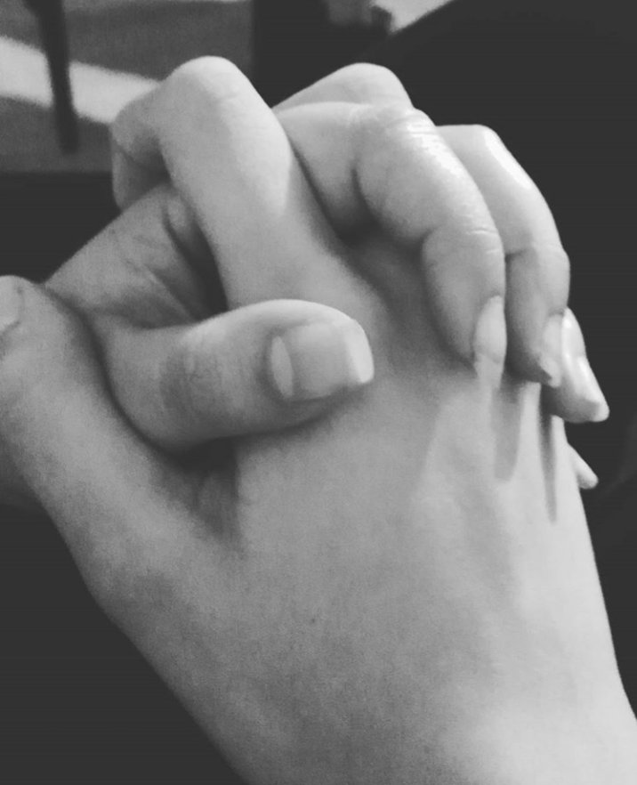 greta_____g's tweet photo. Non solo cugine ma anche sorelle❤😍 https://t.co/0FlreyrRl7