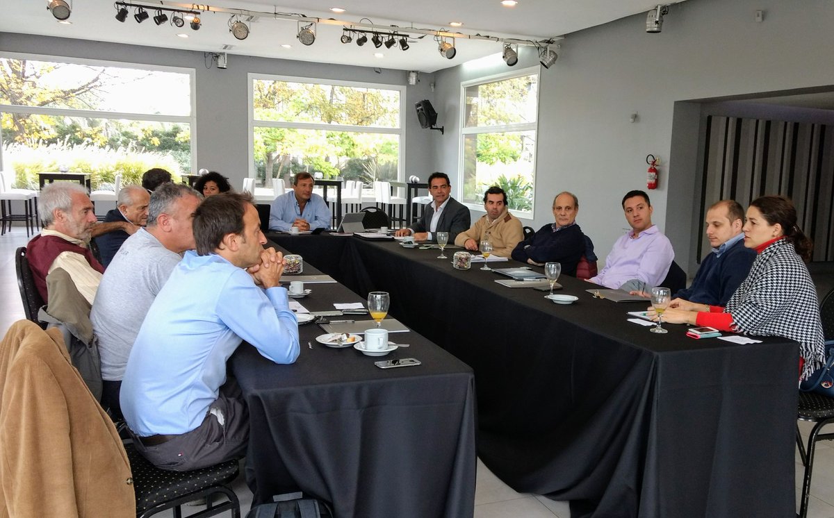 El <a href="/PilarBuro/">BUREAUPILAR</a> reunido en <a href="/puropilar/">Puro Pilar Eventos</a> definiendo acciones <a href="/PilarTurismo/">Pilar Turismo</a> <a href="/NicoDucote/">Nico Ducoté</a> <a href="/luchyravina/">Luchy Ravina</a> <a href="/InproturArg/">InproturARG</a> <a href="/MinTurismoAR/">Ministerio de Turismo</a> @pilaresnoticias