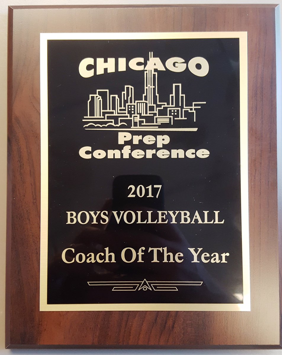 SBBengalPride's tweet photo. Brought home a lot of hardware last night at the CPC conference tournament! #ConferenceChamps @suntimes_preps @ChiTribPreps @StBenPrep https://t.co/xYwDfGEj5S