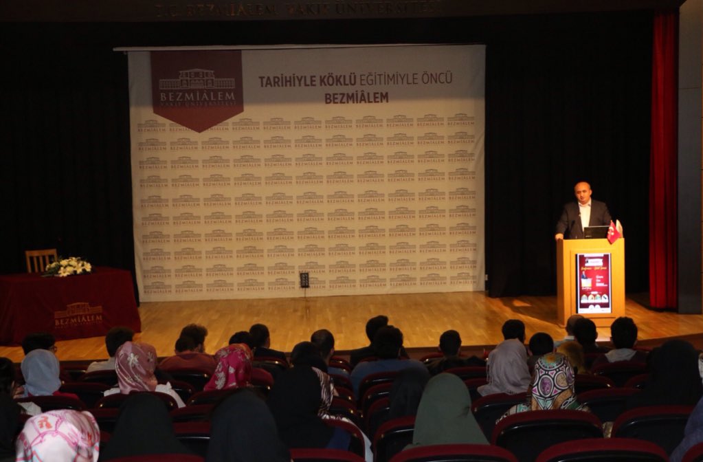 Sayın Cemal Yılmaz'dan Peygamber Efendimiz Hz.Muhammed'i (s.a.v.) dinliyoruz.