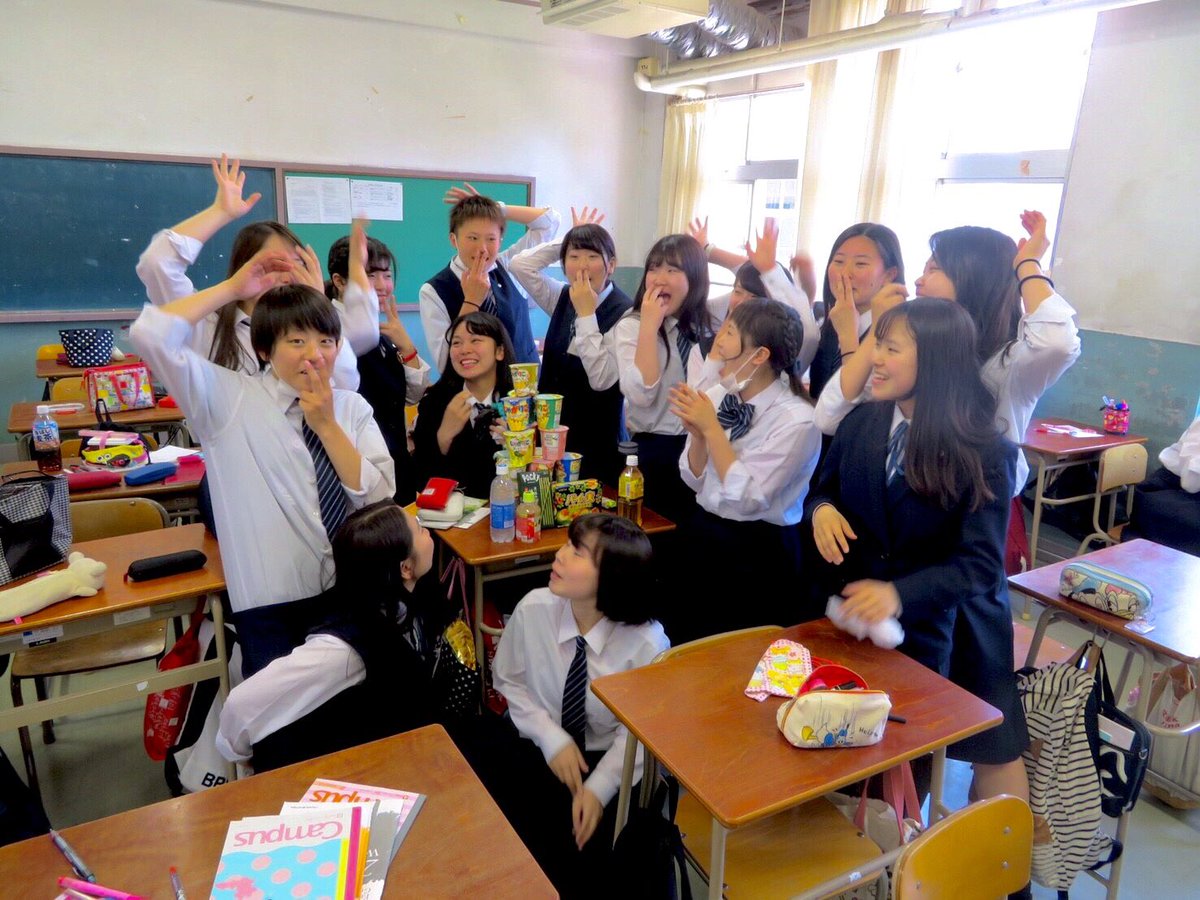 kuchi17biru's tweet photo. はっぴーばーすでぃ！！

しずくっち 🌺18さい！！ https://t.co/DGXu9ciYTK