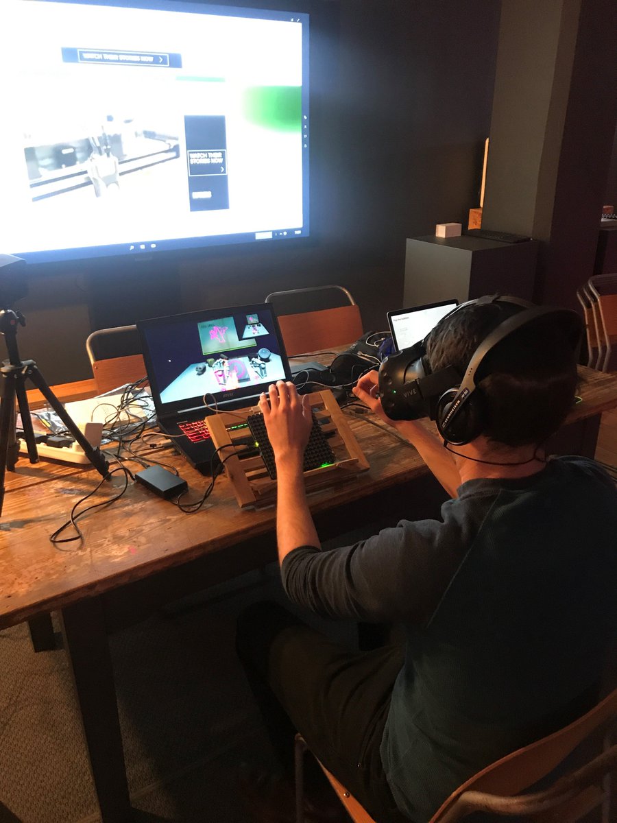 FLUX_Lounge's tweet photo. We had a visit from the guys at @ultrahaptics today! The #technology which allows you to touch virtual objects in mid-air 👍🏼#ultrahaptics https://t.co/Orrw1nB50B