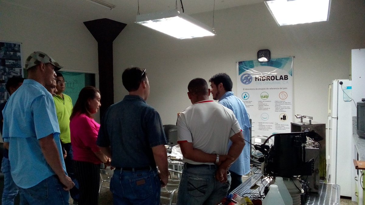 hidrolabtc's tweet photo. Equipos d medicion d las eval d emisiones atmosfericas en nuestro programa de formacion, solicita inf en nuestra web https://t.co/4xwsK14Dxa https://t.co/3AD99QInqG