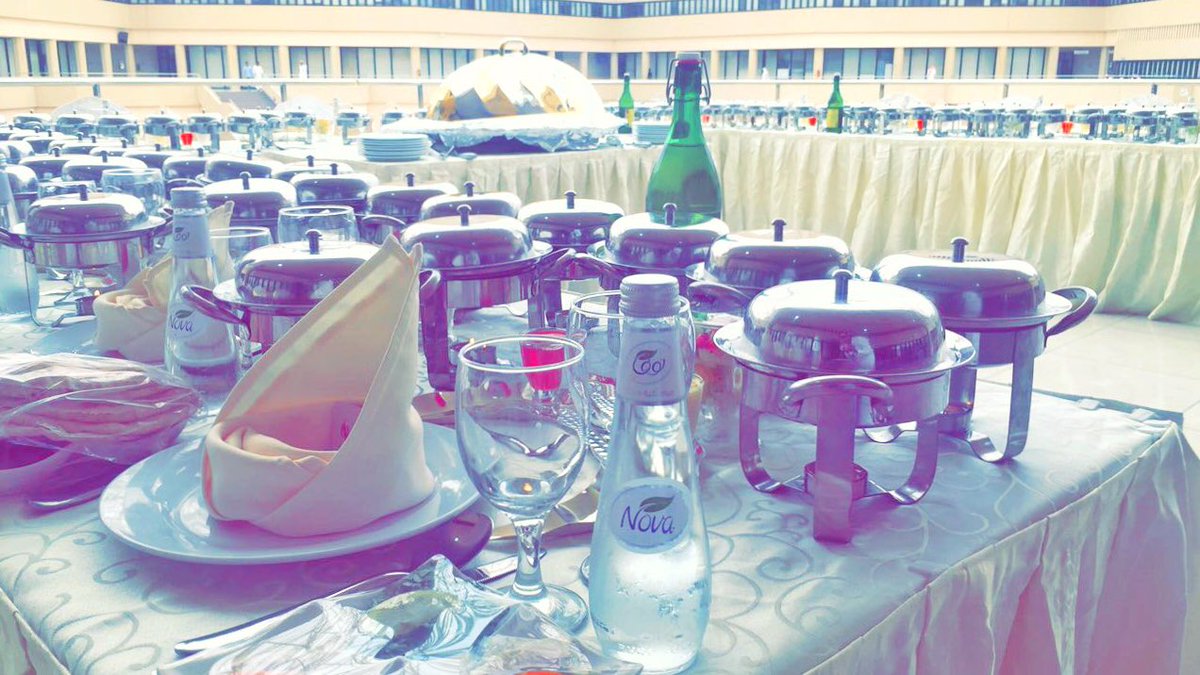 graphis0's tweet image. من تجهيزاتنا سفرة ملكية لمستشار ولي ولي العهد المهندس عبدالرحمن الزيد بضيافة #جامعة_القصيم  #جرافس #القصيم  #حفلات #مناسبات #بوفيهات #بريده