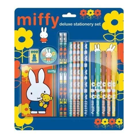 Miffy_UK's tweet photo. How cute is this Miffy stationery set from @5littlediamonds? https://t.co/G3bqMSg2cC #writing #school https://t.co/xHr9NXTl2e