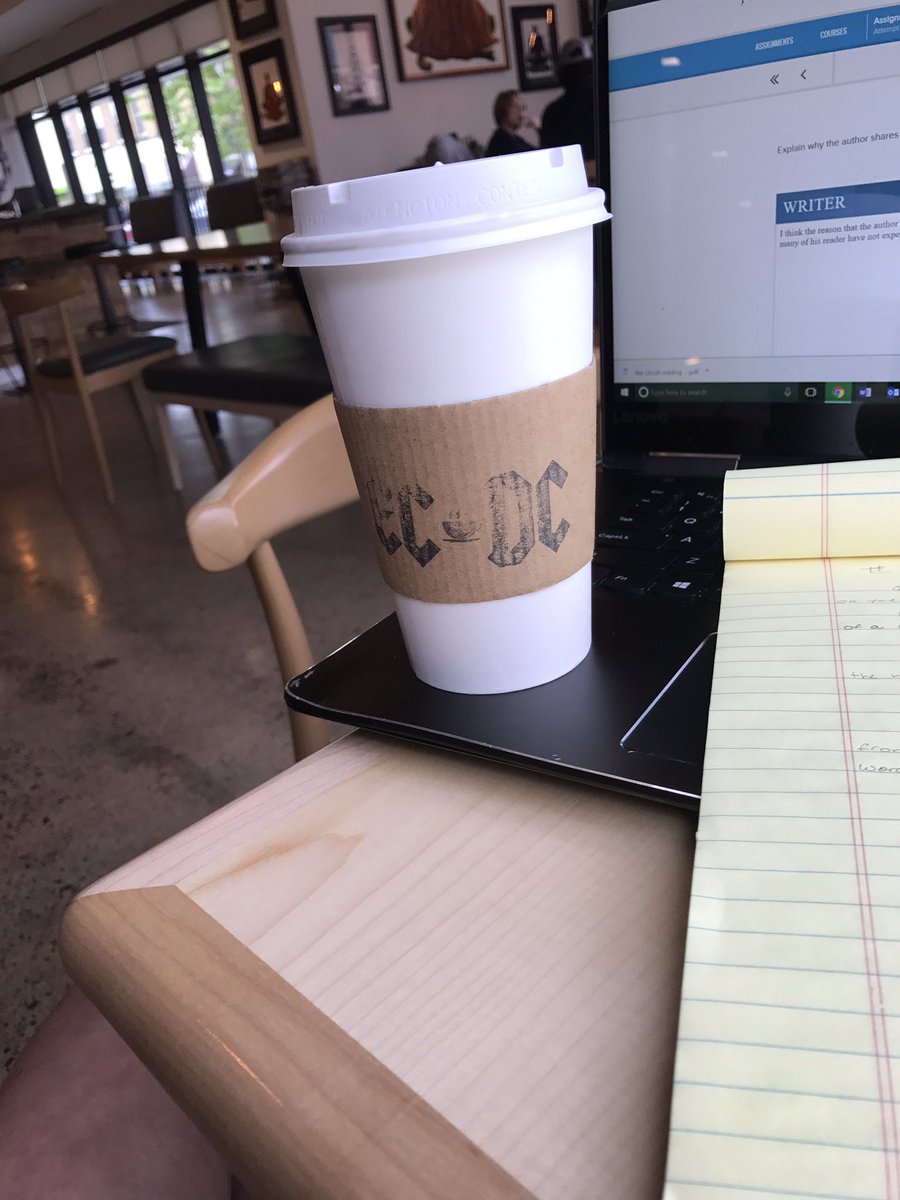 Poteete16's tweet photo. EC-DC and chill?☕️ https://t.co/2xORQtlVez