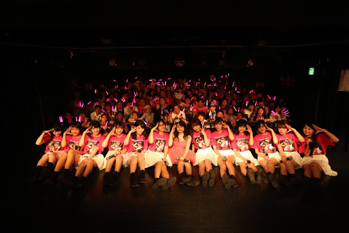 osu_ayaka's tweet photo. きょうは卒業LIVE。ありがとうございました。💓
平日の中たくさんの方が時間をつくってくださって、本当にうれしかったです。
たくさんの人に支えてもらって1384日間OS☆Uのメンバーとして活動できたこと、本当にしあわせでした。
みんなに出会えてよかったです。
本当にありがとう。 https://t.co/i9ayZUwMCn
