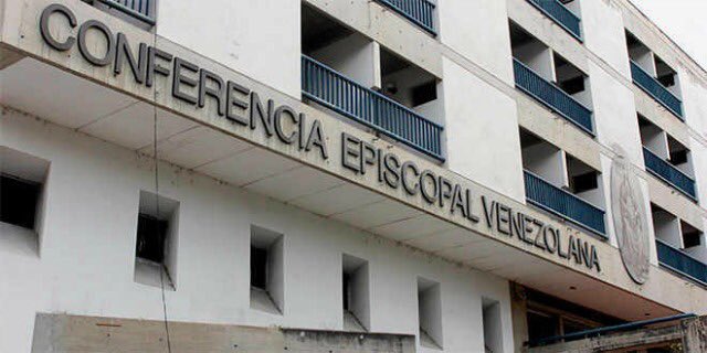 VillegasPoljak's tweet photo. Conf Episcopal Venezolana envió carta a @JauaMiranda: aceptó recibir a Comisión Pres Constituyente para escuchar propuesta constituyente https://t.co/aNuVR9WDtu