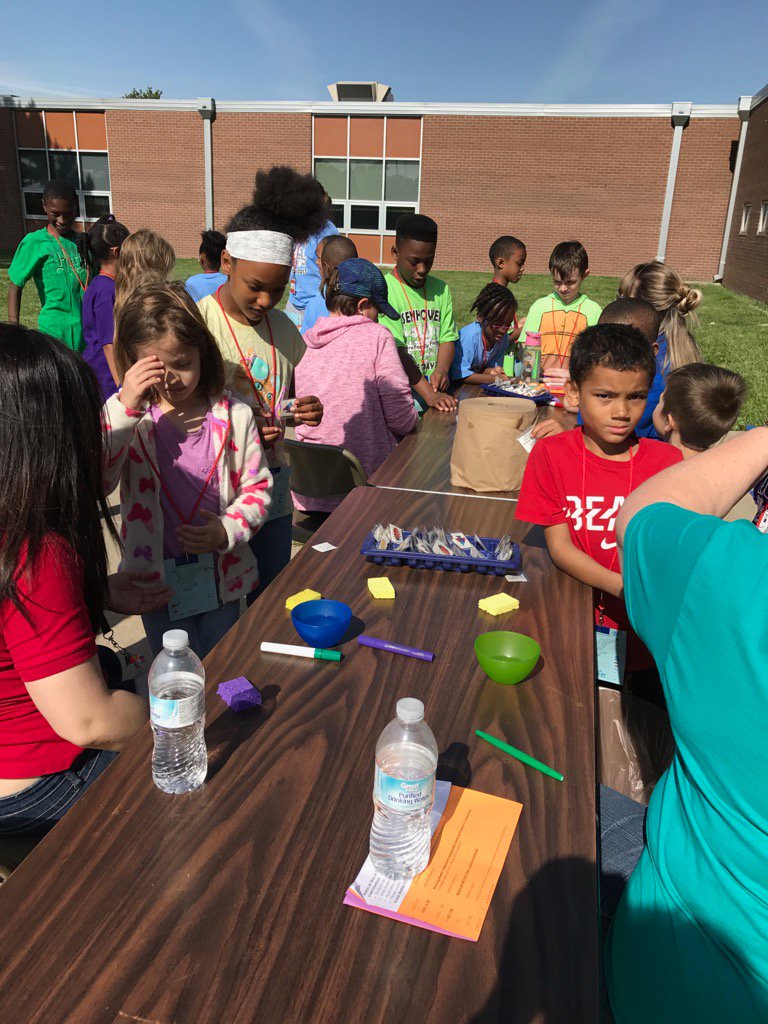 SMKamphaus's tweet photo. #eaglesbelieve475 pictures from Eagle Day. https://t.co/F8oJWymLLx