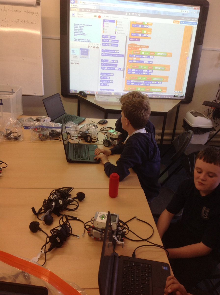 The tech gurus have been learning how to program robots! We used sensors to detect light and colour!