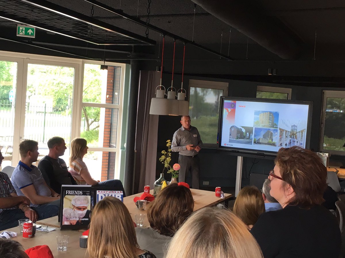 yo_45's tweet photo. Vandaag sessie 2 van het programma #meerdanbouwen voor onze nieuwe enthousiaste collega's bij @VanWijnenGroep regio West https://t.co/4BVvAE3CJI