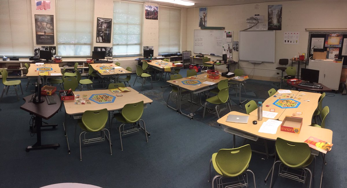 EdGamer's tweet photo. Setup and ready! My students are learning about supply and demand using Settlers of Catan - @catan @IllinoisStateU @educationISU https://t.co/4U7nafgIvG