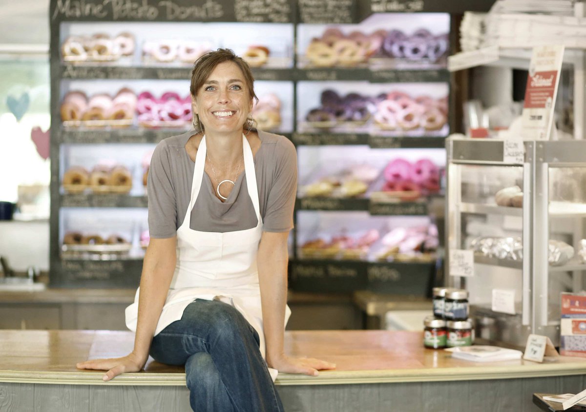 Holy Donuts' Founder <a href="/leigh_kellis/">Leigh Kellis</a>: Keynote Speaker for the Portland Food Launch! Learn about her secrets to success
ow.ly/xook30bQ0bi