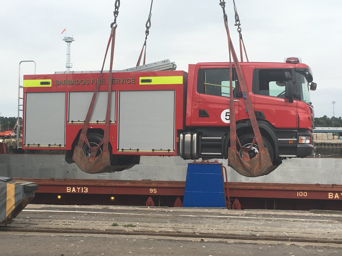 Here is another fantastic image of cargo being loaded onto our vessel bound for the Caribbean #ExportingisGREAT #logistics