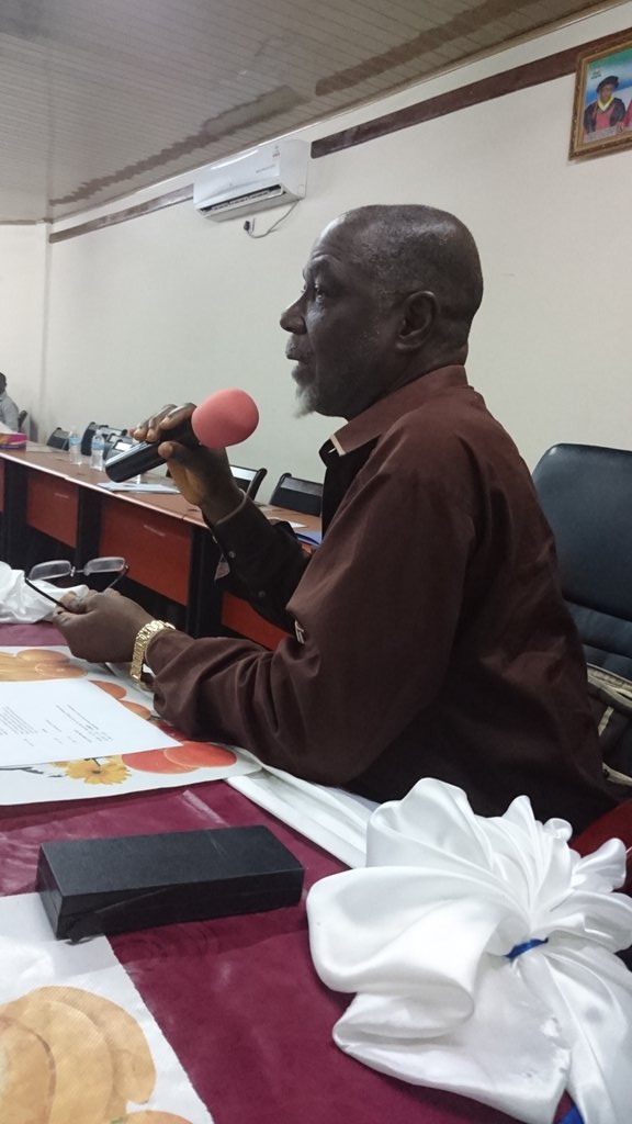 Workshop on resesrch writing led by Prof Abdul Karim, Editor J of Pure and Applied Sciences <a href="/AnnePowellINASP/">Anne Powell</a> <a href="/INASPinfo/">INASP</a> <a href="/SLREN1/">SLREN</a>