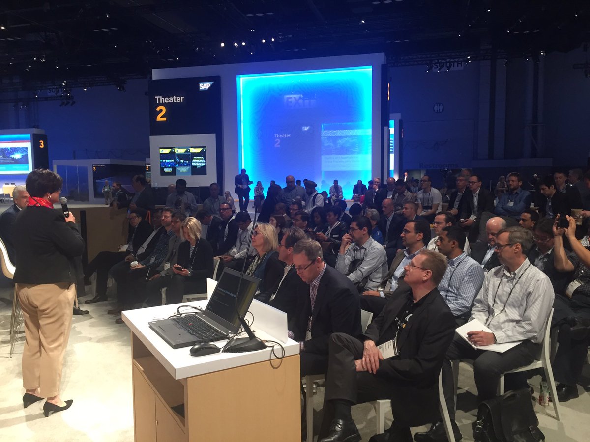 seanpatrick_0's tweet photo. #SapphireNow @SAPPublicSector explains how Region Sudtirol is pioneering on #blockchain govt services https://t.co/njs2VWEXDl