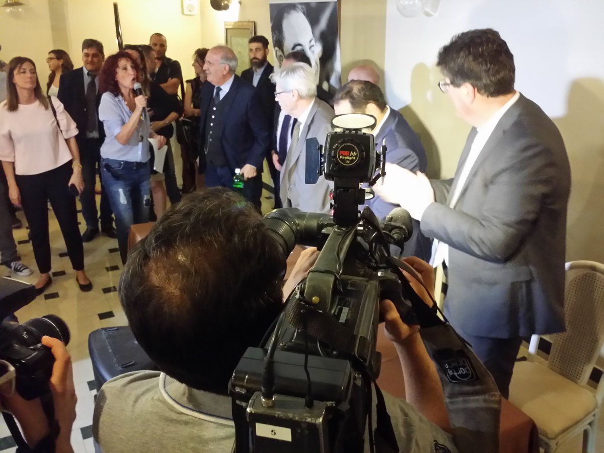 PdTaranto's tweet photo. Iniziativa della coalizione di centrosinistra con il Ministro Claudio De Vincenti a sostegno di @RinaldoMelucci Sindaco 
#benvenutaTaranto https://t.co/BOUz2W2y8w