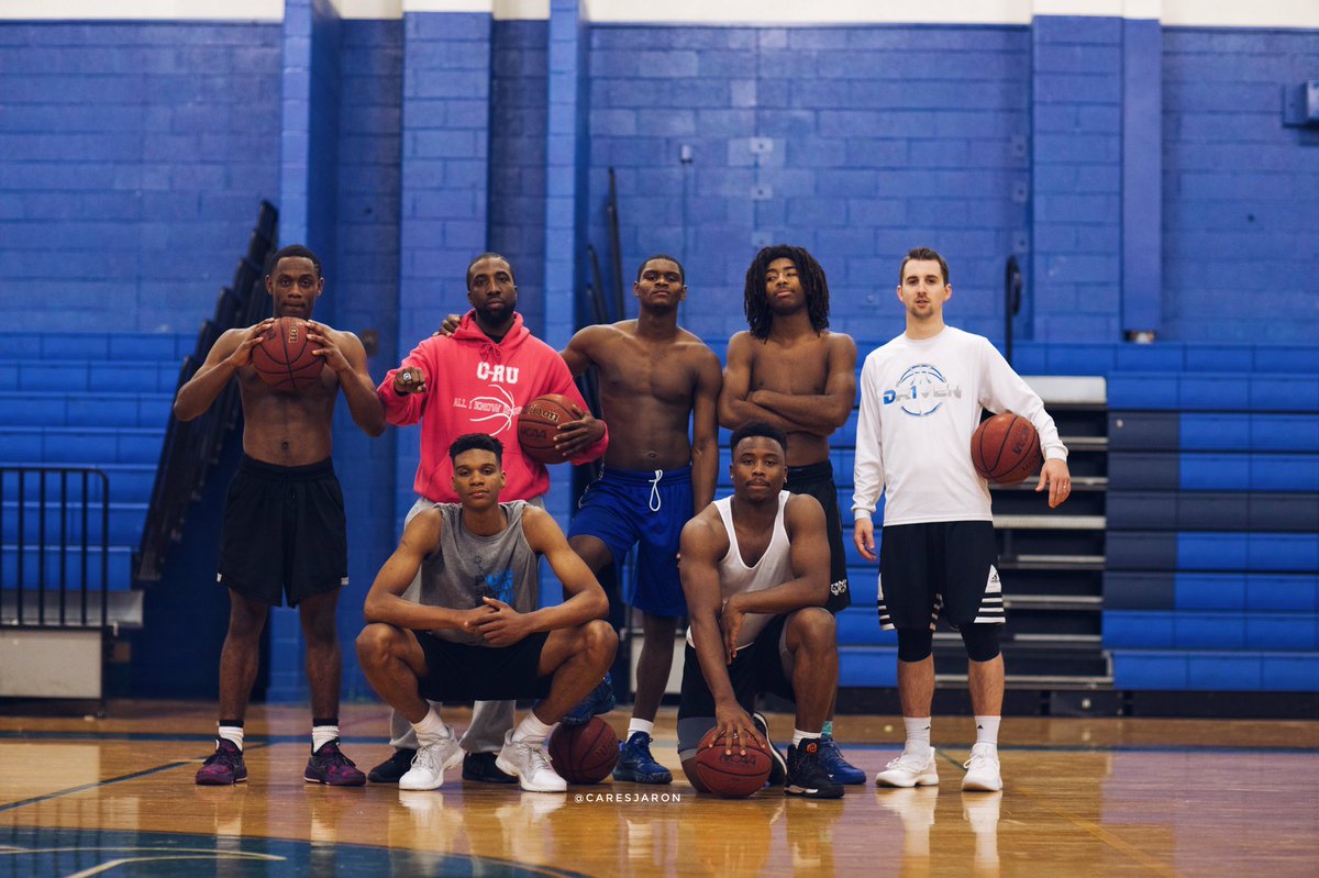 DaminAltizer's tweet photo. Weekly grind session group at John Marshall. https://t.co/TU1XqGmUn9