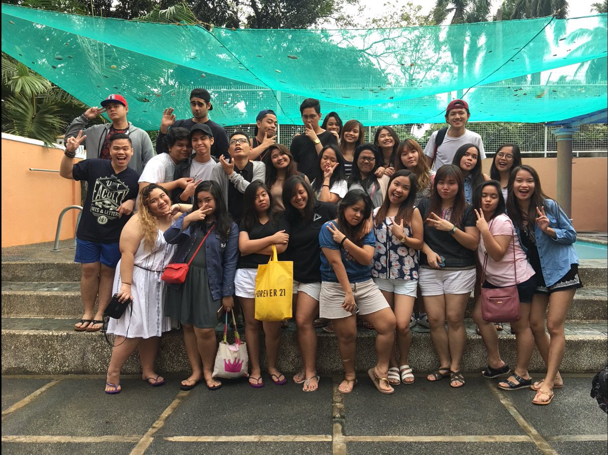 4CA4ROAR's tweet photo. Adhohoho, Reverto, Sous les Masque, and shet wala pala siyang pangalan, 4th Year Christmas Party! ❤️ https://t.co/HTyaKfJayu
