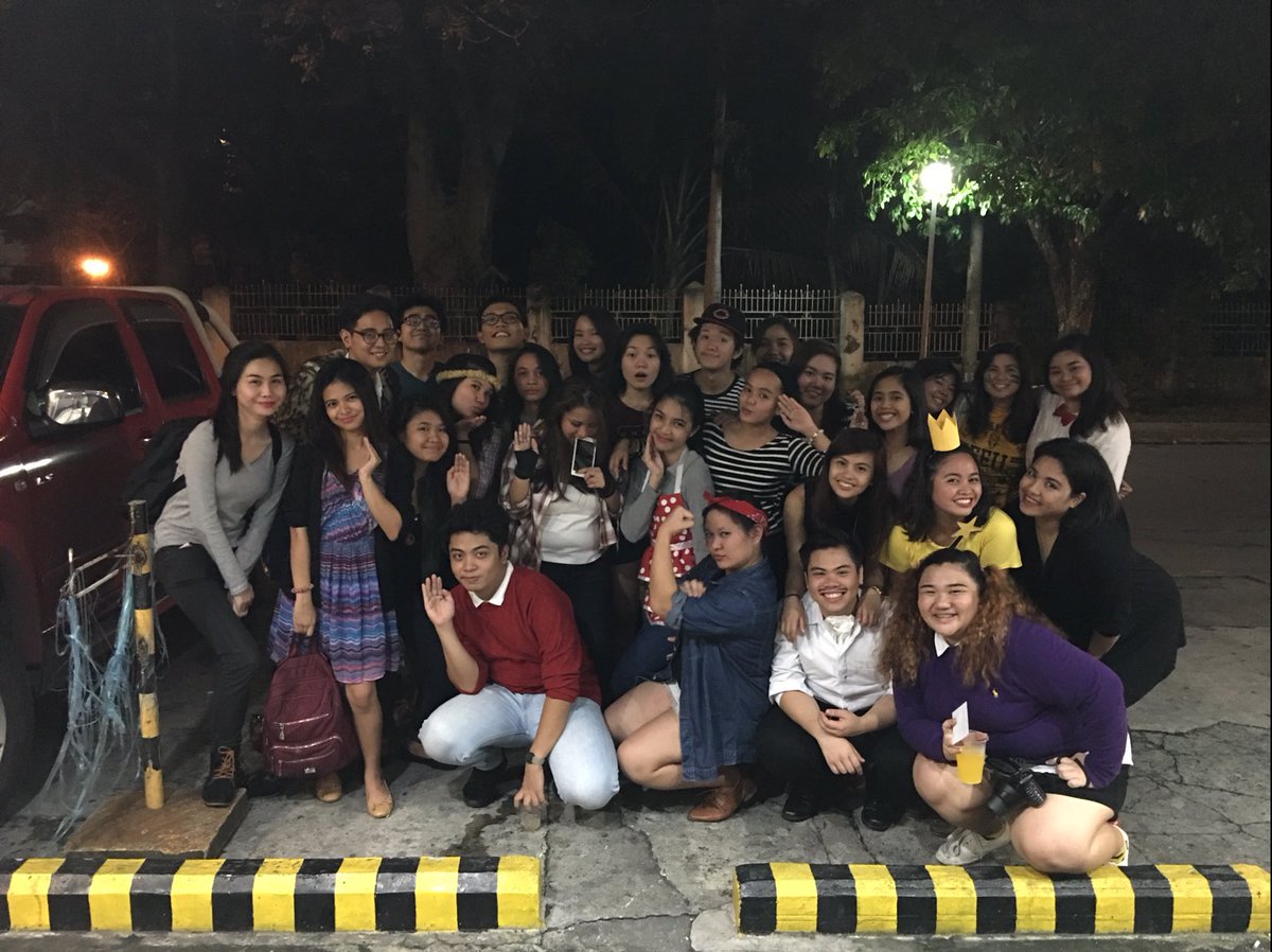 4CA4ROAR's tweet photo. Adhohoho, Reverto, Sous les Masque, and shet wala pala siyang pangalan, 4th Year Christmas Party! ❤️ https://t.co/HTyaKfJayu