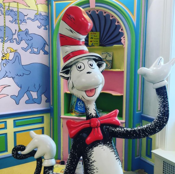 Happy #InternationalMuseumDay! We're celebrating with a takeover from <a href="/SpfldMuseums/">Springfield Museums</a>. What's your fave museum? trib.al/bzUlzk7