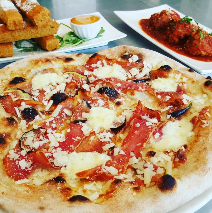 Lambretta_Pizza's tweet image. Here at Lambretta we have over 18 different pizzas, join the pizza lovers club!
#pizzalover #pasta #yummy #tasteoftoronto #tastethesix
