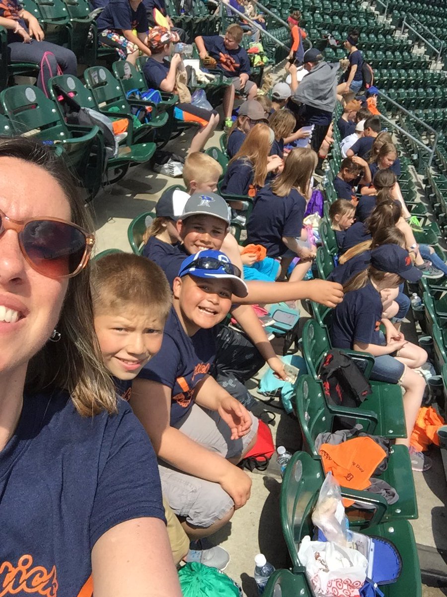 3Ylearned's tweet photo. @tigers it's a hot one! Go tigers!#croslex https://t.co/upSqS6TyGO